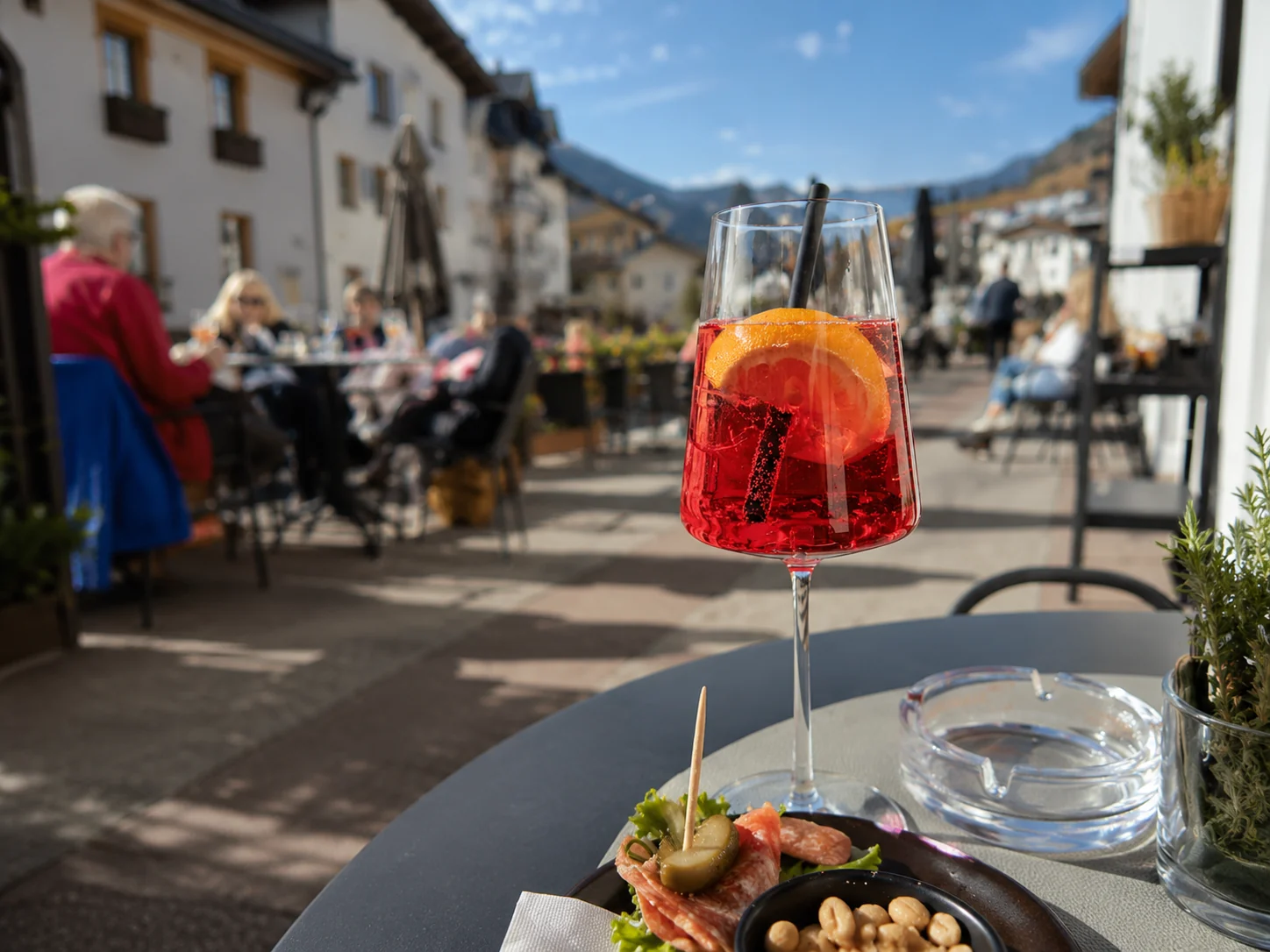 Campari Spritz — Café Rose Sterzing