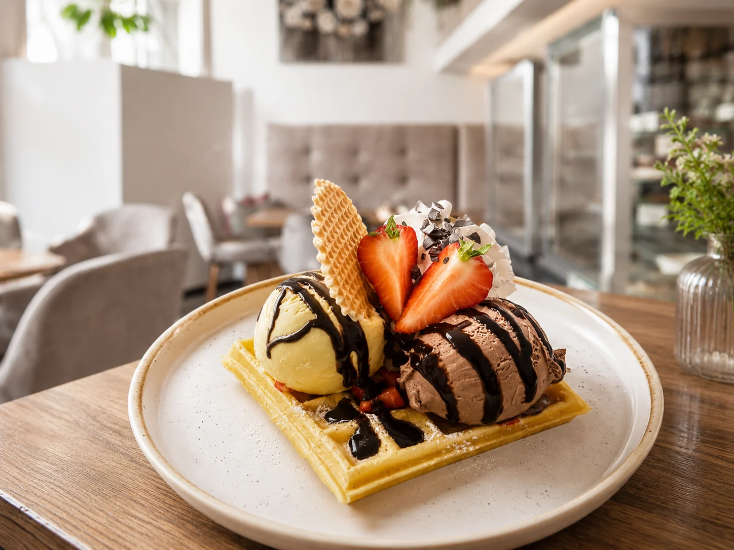 Waffelino-Becher — Konditorei Café Rose Sterzing